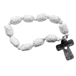 Różaniec Przytulaniec (biały w szare kwiatki)