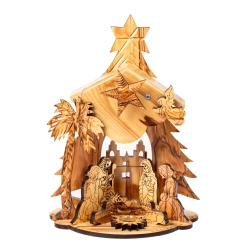 Szopka z Drewna Oliwnego z Pozytywką - Choinka