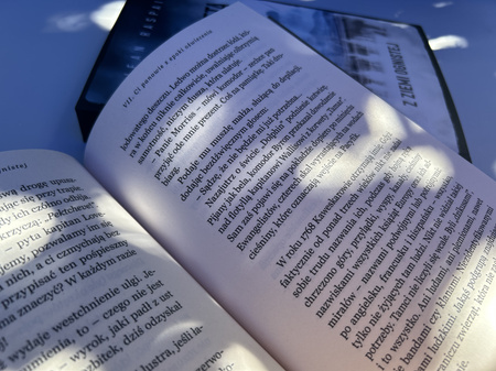Któż pamięta ludzi z Ziemi Ognistej