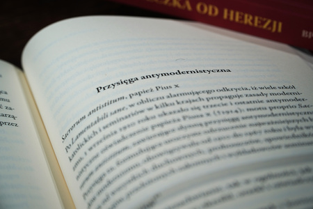 Ucieczka od herezji